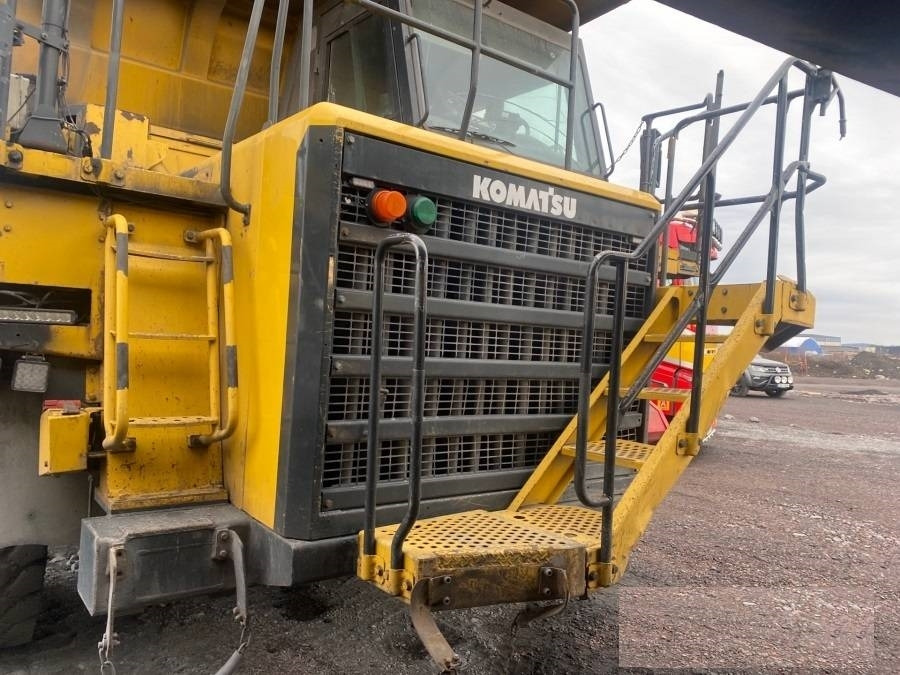 Komatsu HD405-7 - Camion minier: Foto 4 Komatsu HD405-7 - Camion minier: Foto 4