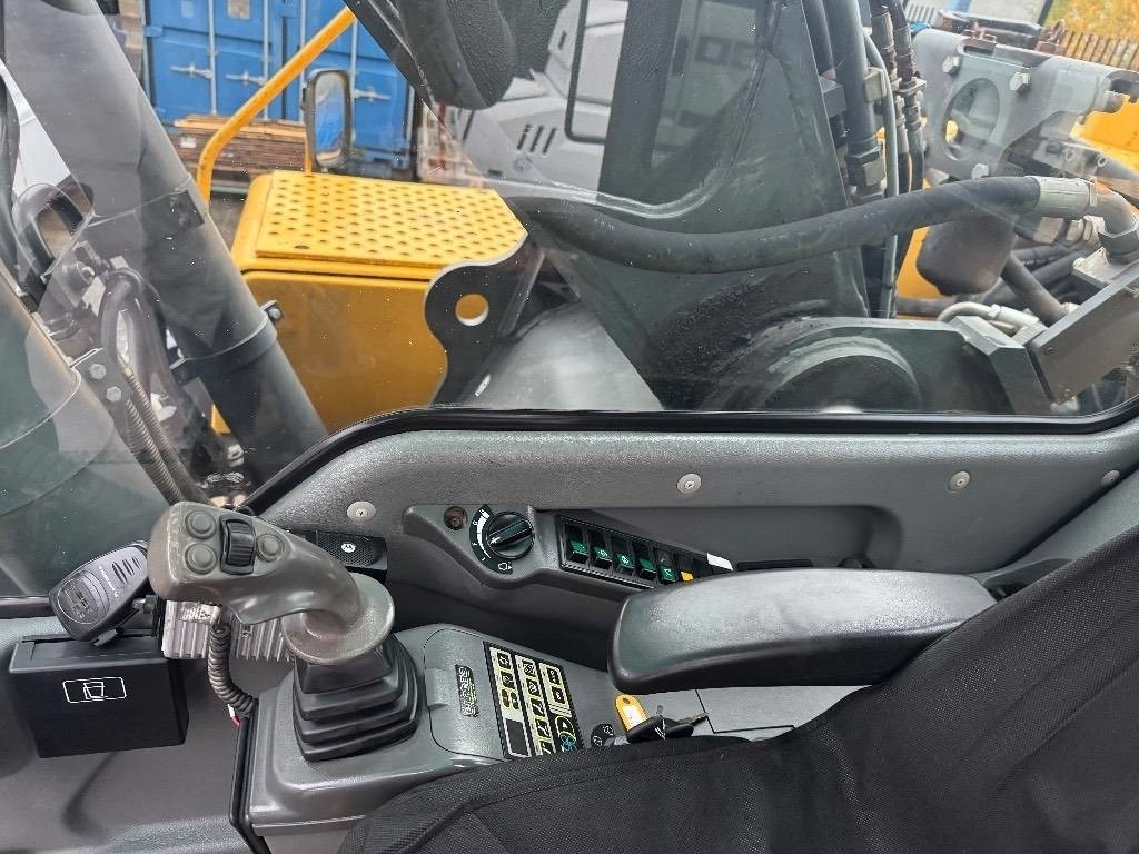 Volvo EC 290 B N LC - Excavator pe şenile: Foto 4 Volvo EC 290 B N LC - Excavator pe şenile: Foto 4