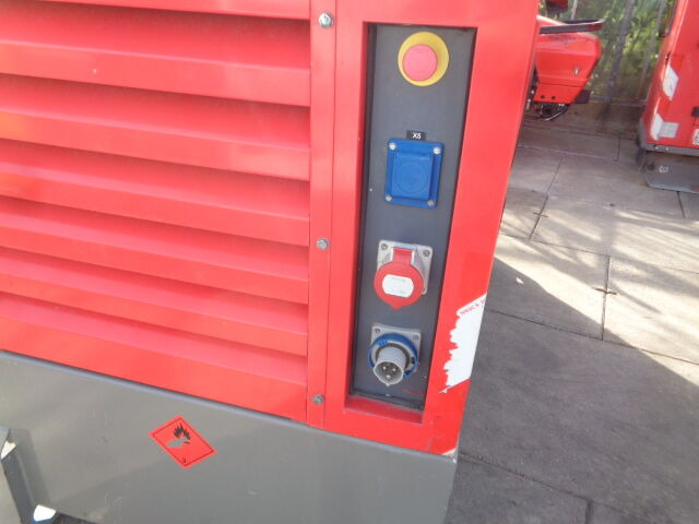 Atlas Copco QAS30 - Generator electric: Foto 4 Atlas Copco QAS30 - Generator electric: Foto 4