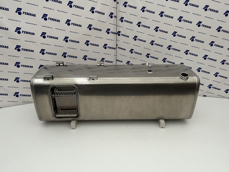 DAF New aluminum fuel tank 950L - Rezervor combustibil pentru Camion: Foto 1 DAF New aluminum fuel tank 950L - Rezervor combustibil pentru Camion: Foto 1