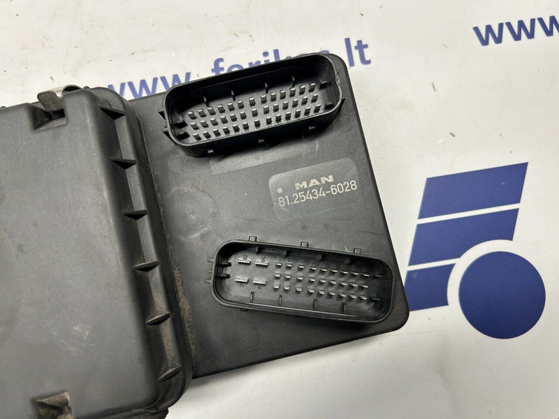 MAN fuse box - Sistem electric pentru Camion: Foto 3 MAN fuse box - Sistem electric pentru Camion: Foto 3