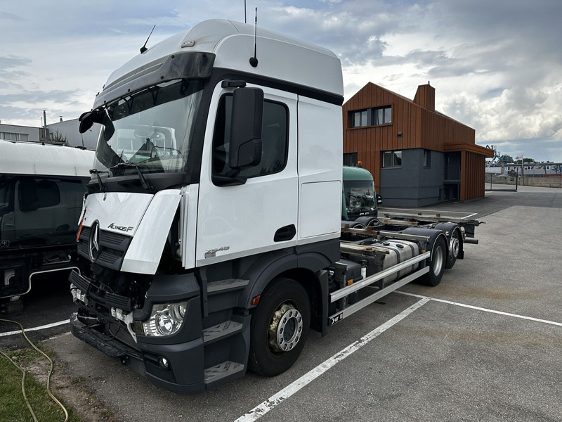 Mercedes-Benz Actros F MP5 - Camion transport containere/ Swap body: Foto 2 Mercedes-Benz Actros F MP5 - Camion transport containere/ Swap body: Foto 2