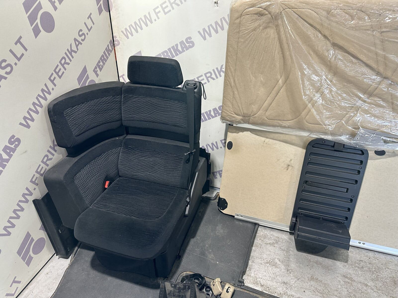 Mercedes-Benz Actros - Scaun pentru Camion: Foto 1 Mercedes-Benz Actros - Scaun pentru Camion: Foto 1
