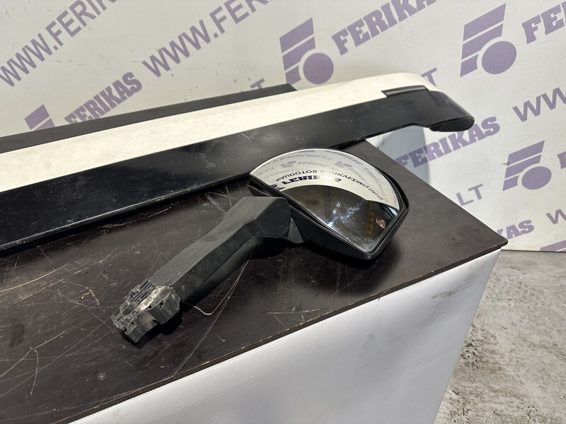 Scania - Parasolar pentru Camion: Foto 2 Scania - Parasolar pentru Camion: Foto 2