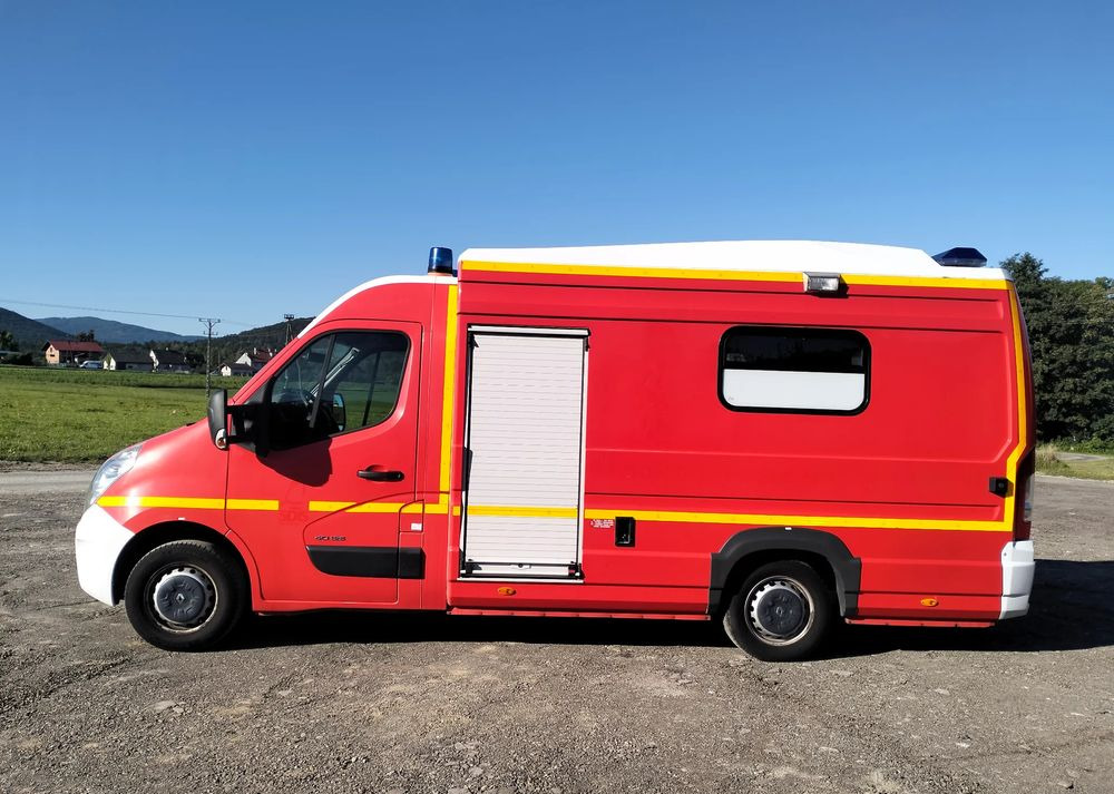 Renault Master III 2.3 ambulans karetka kontener straż pogotowie - Ambulanță: Foto 2 Renault Master III 2.3 ambulans karetka kontener straż pogotowie - Ambulanță: Foto 2