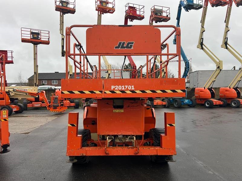JLG 4394 RT diesel 4x4 15m (1747) - Platforma foarfeca: Foto 4 JLG 4394 RT diesel 4x4 15m (1747) - Platforma foarfeca: Foto 4