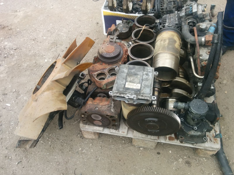 MAN E 2876 LOH 02 - Motor şi piese: Foto 5 MAN E 2876 LOH 02 - Motor şi piese: Foto 5