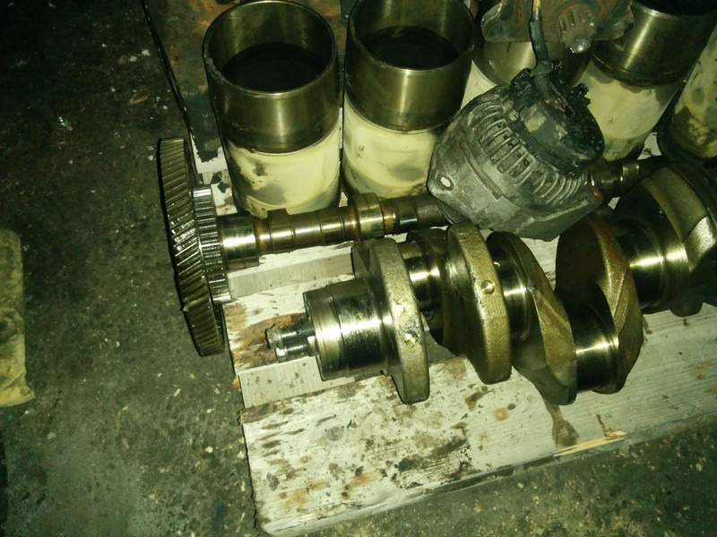 MAN E 2876 LOH 02 - Motor şi piese: Foto 2 MAN E 2876 LOH 02 - Motor şi piese: Foto 2