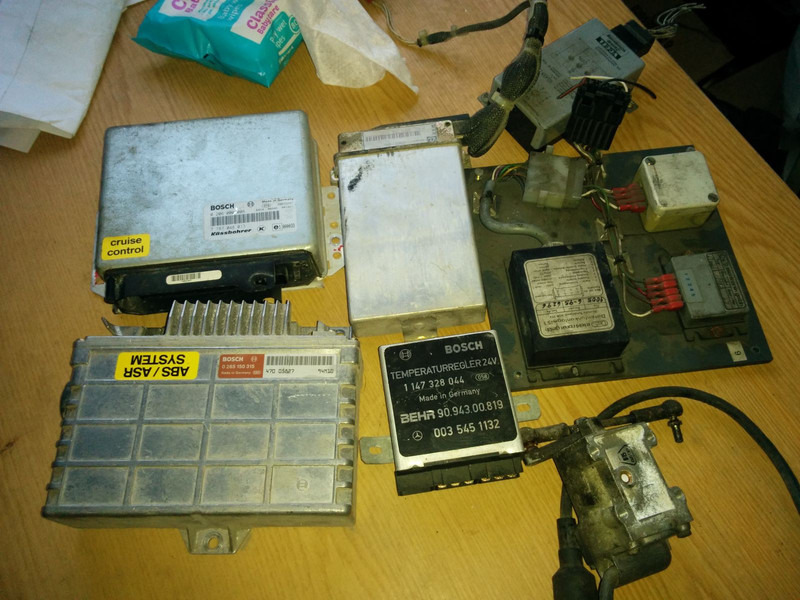 MAN Intarder EST-32 ZF-6009058022 - Calculator de bord: Foto 4 MAN Intarder EST-32 ZF-6009058022 - Calculator de bord: Foto 4