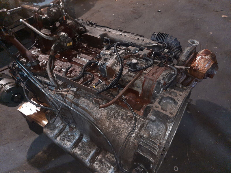 Mercedes-Benz OM447 - Motor: Foto 2 Mercedes-Benz OM447 - Motor: Foto 2