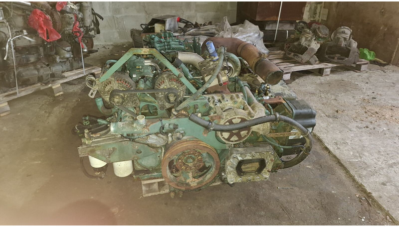 Volvo DH12D 420EC01. DH12E340EC06 . - Motor: Foto 2 Volvo DH12D 420EC01. DH12E340EC06 . - Motor: Foto 2