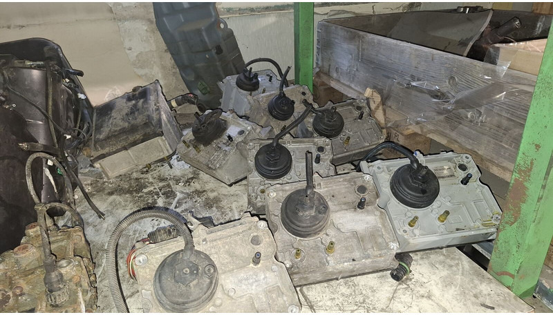 Volvo Помпа подкачки АБЛУ Б12 с подкачкой - Filtru de combustibil: Foto 2 Volvo Помпа подкачки АБЛУ Б12 с подкачкой - Filtru de combustibil: Foto 2