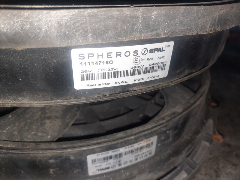 Volvo масляный мотор вентилятора SAUER DANFOSS C19.2L00888\174 - Ventilator: Foto 4 Volvo масляный мотор вентилятора SAUER DANFOSS C19.2L00888\174 - Ventilator: Foto 4