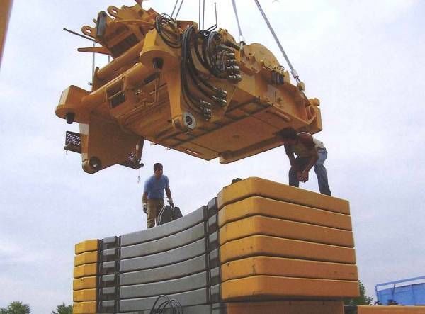 LIEBHERR LTM 1500-8.1 - Automacara: Foto 3 LIEBHERR LTM 1500-8.1 - Automacara: Foto 3