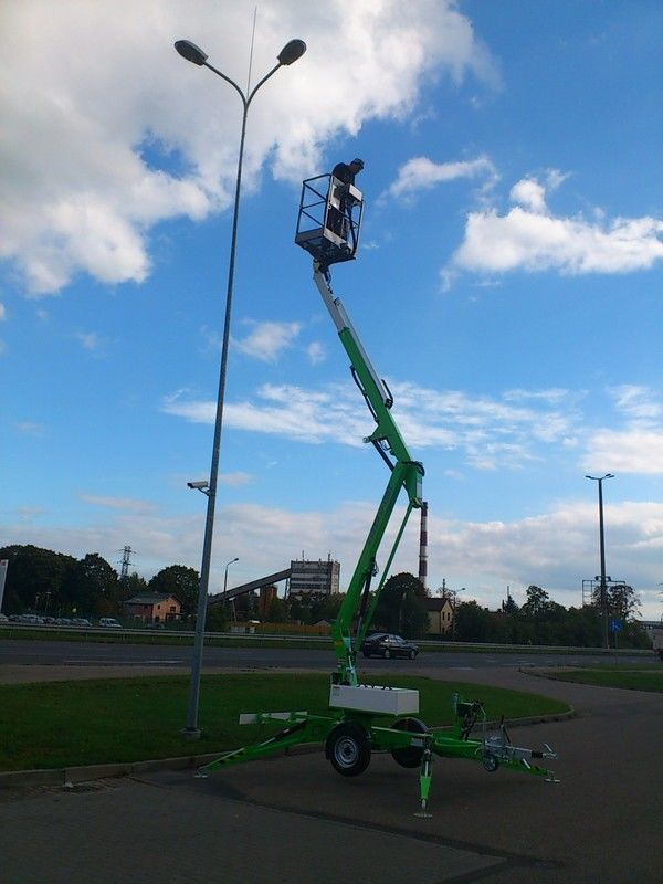 NIFTYLIFT 120TE - Nacela articulata, Nacela tractabila: Foto 4 NIFTYLIFT 120TE - Nacela articulata, Nacela tractabila: Foto 4