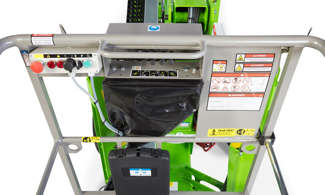 NIFTYLIFT N120TPE - Nacela articulata, Nacela tractabila: Foto 4 NIFTYLIFT N120TPE - Nacela articulata, Nacela tractabila: Foto 4