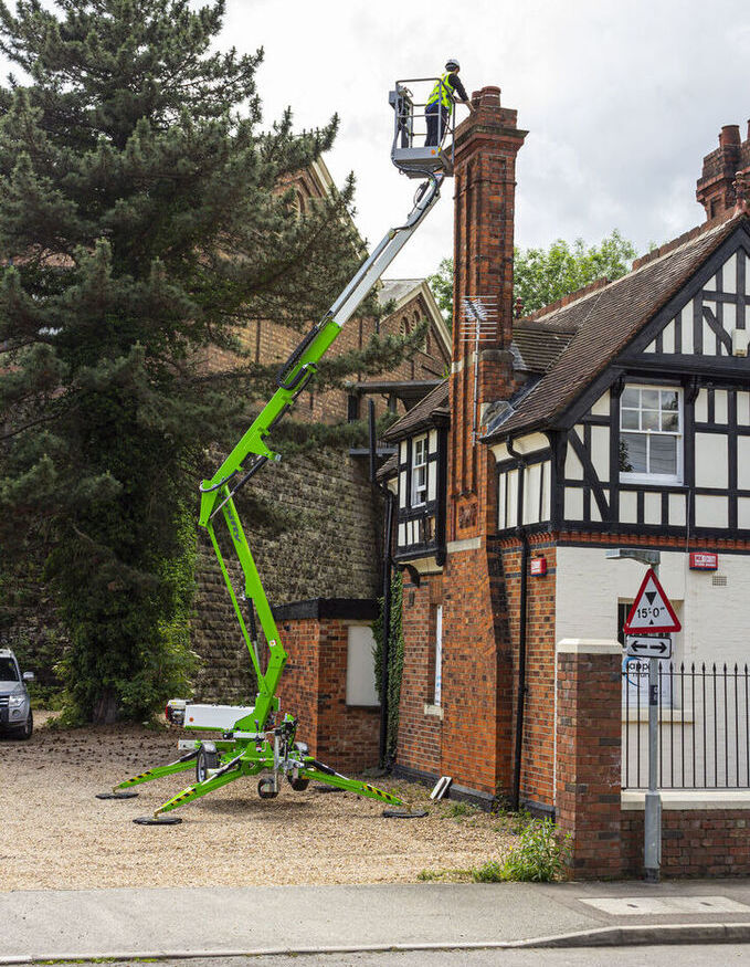 NIFTYLIFT N120TPE - Nacela articulata, Nacela tractabila: Foto 1 NIFTYLIFT N120TPE - Nacela articulata, Nacela tractabila: Foto 1