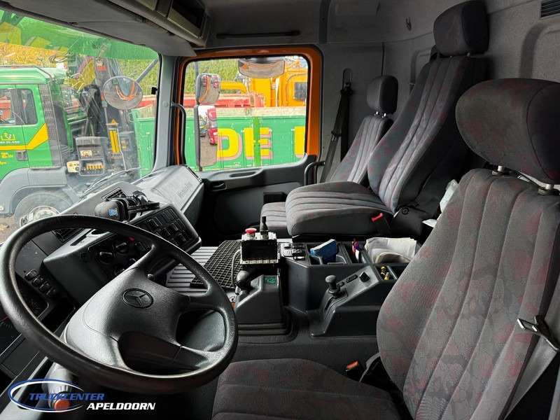 Mercedes-Benz Actros 1831 4x4 Naafreductie, Bladgeveerd, EPS, Originele kilometerstand! - Camion basculantă: Foto 5 Mercedes-Benz Actros 1831 4x4 Naafreductie, Bladgeveerd, EPS, Originele kilometerstand! - Camion basculantă: Foto 5