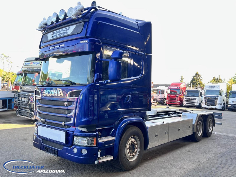 Scania R730 V8 6x4, Retarder, Clutch, PTO - Camion şasiu: Foto 3 Scania R730 V8 6x4, Retarder, Clutch, PTO - Camion şasiu: Foto 3