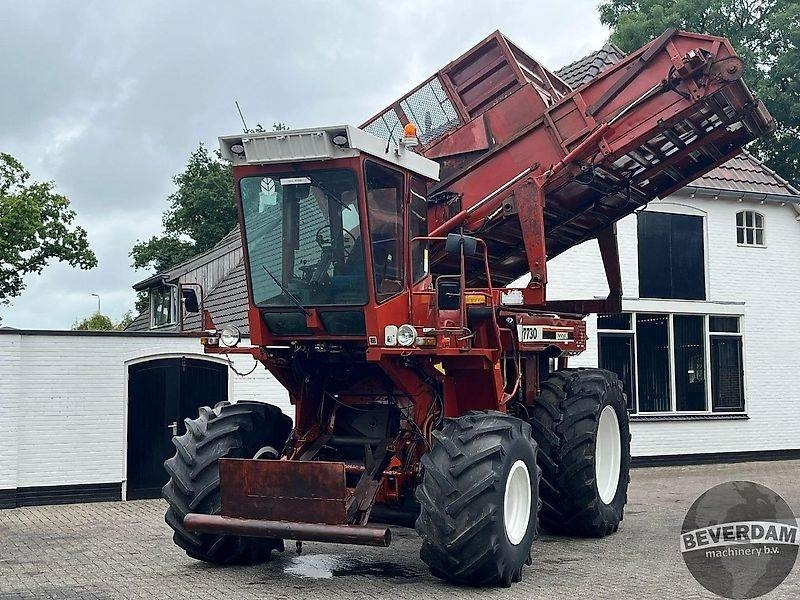 Hesston 7730 - Combină de Recoltat Furaj: Foto 2 Hesston 7730 - Combină de Recoltat Furaj: Foto 2