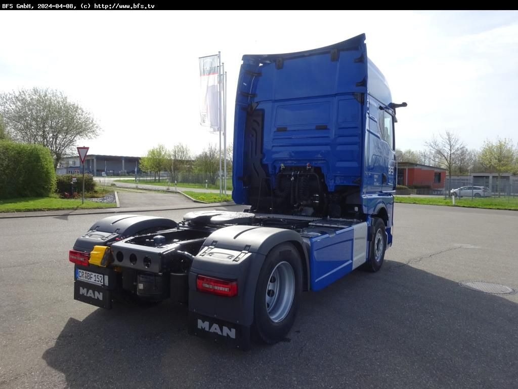 MAN TGX (TG3) 18.520 4x2 BL SA Digitales Spiegelsyst MAN TGX (TG3) 18.520 4x2 BL SA Digitales Spiegelsyst - Cap tractor: Foto 2 MAN TGX (TG3) 18.520 4x2 BL SA Digitales Spiegelsyst MAN TGX (TG3) 18.520 4x2 BL SA Digitales Spiegelsyst - Cap tractor: Foto 2