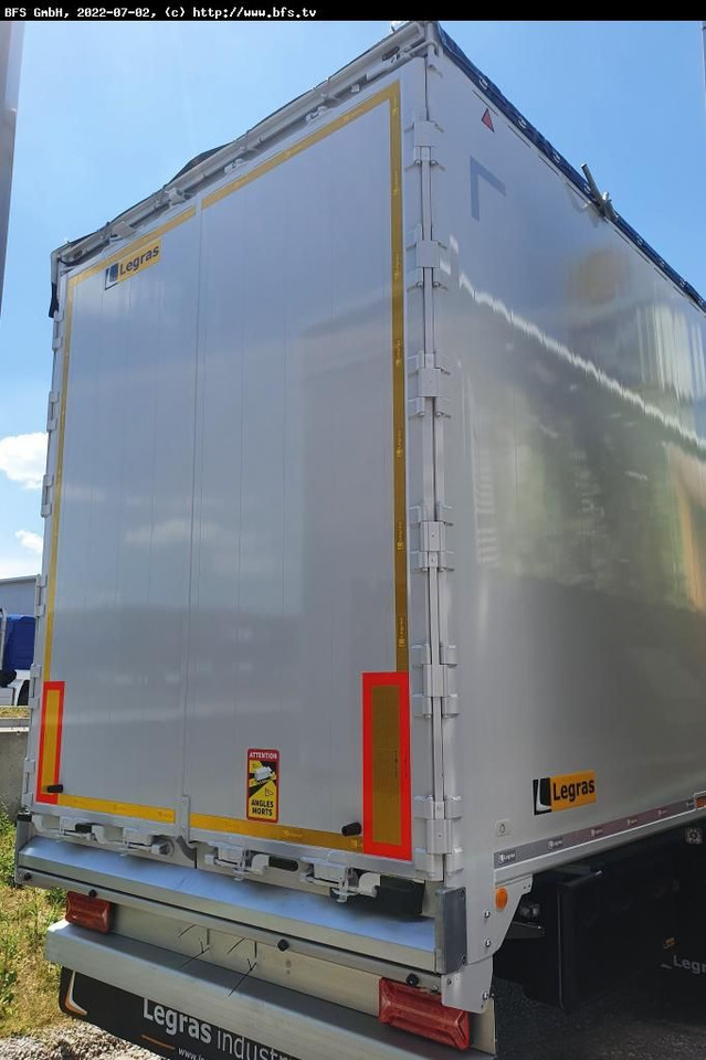Legras Schubboden FMA Standard 91,4 m³, Seitenschutzpla - Semiremorcă cu podea culisantă: Foto 3 Legras Schubboden FMA Standard 91,4 m³, Seitenschutzpla - Semiremorcă cu podea culisantă: Foto 3