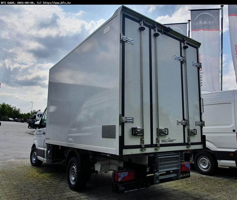 MAN TGE 3.140 4x2 F SB Bi-Temp Kühlkoffer, Carrier P MAN TGE 3.140 4x2 F SB Bi-Temp Kühlkoffer, Carrier P - Autoutilitară frigorifica: Foto 3 MAN TGE 3.140 4x2 F SB Bi-Temp Kühlkoffer, Carrier P MAN TGE 3.140 4x2 F SB Bi-Temp Kühlkoffer, Carrier P - Autoutilitară frigorifica: Foto 3