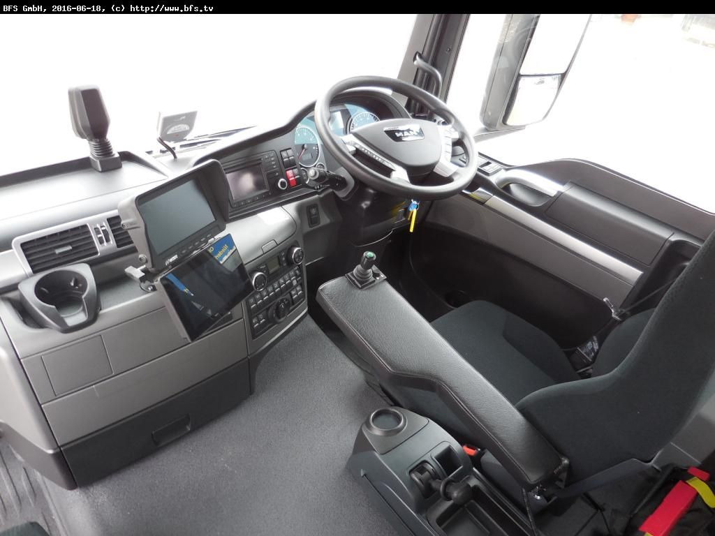 MAN TGS 26.360 6x2-2 LL HS SL Speedline 29 PPK - Autogunoiere: Foto 4 MAN TGS 26.360 6x2-2 LL HS SL Speedline 29 PPK - Autogunoiere: Foto 4