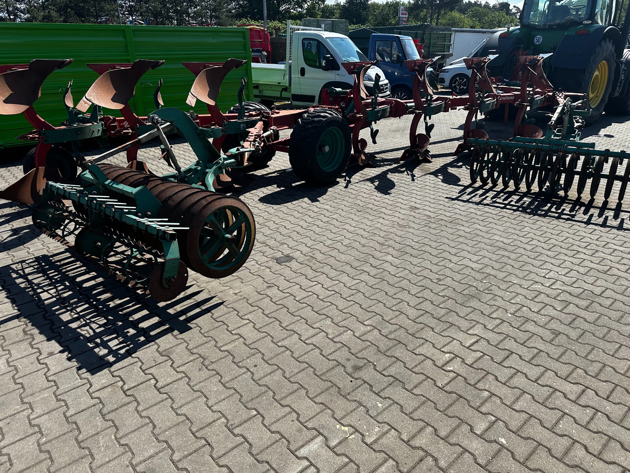 Kverneland OnLand PL100 Packomat S/C - Plug: Foto 4 Kverneland OnLand PL100 Packomat S/C - Plug: Foto 4