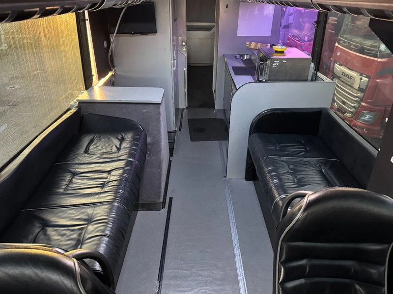 Camion MAN NEOMAN ENGINE AND GEARBOX BROKEN LIVING ROOM + KITCHEN + DOUCHE: Foto 17