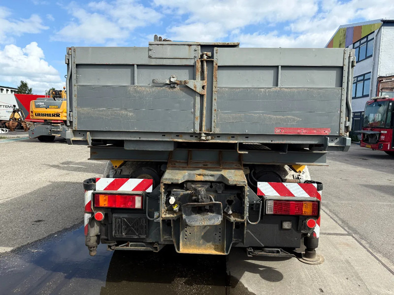 MAN 33.463 33-463 8x4 met 62 effer kraan 6x uitschuifbaar - Cap tractor: Foto 5 MAN 33.463 33-463 8x4 met 62 effer kraan 6x uitschuifbaar - Cap tractor: Foto 5