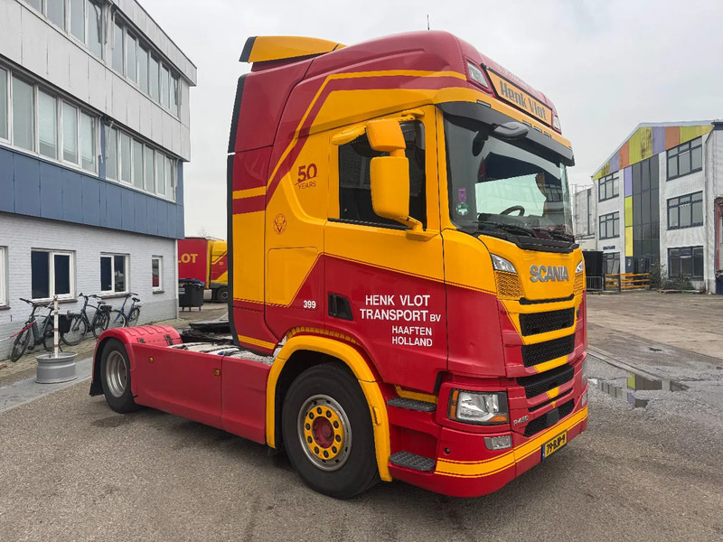 Scania R450 4X2 EURO 6 ADR SKIRTS DOUBLE TANK - Cap tractor: Foto 3 Scania R450 4X2 EURO 6 ADR SKIRTS DOUBLE TANK - Cap tractor: Foto 3