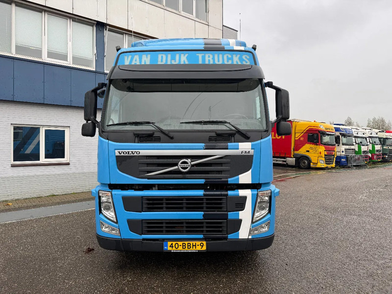 Volvo FM 330 4X2 EURO 5 ONLY 519.822 KM SPOILERS HOLLAND TRUCK - Cap tractor: Foto 2 Volvo FM 330 4X2 EURO 5 ONLY 519.822 KM SPOILERS HOLLAND TRUCK - Cap tractor: Foto 2