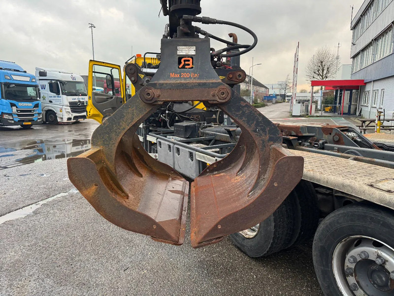 DAF CF 75.310 6X2 EURO 5 HMF 1244 Z2 + REMOTE + HIAB 17T HOOK - Camion cu macara: Foto 5 DAF CF 75.310 6X2 EURO 5 HMF 1244 Z2 + REMOTE + HIAB 17T HOOK - Camion cu macara: Foto 5