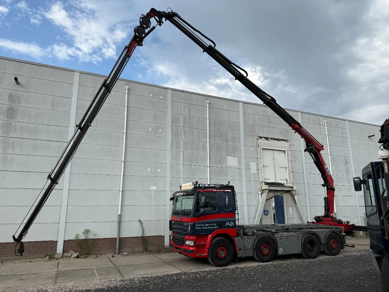 DAF CF 85.460 8X2 + YEAR 2016 HMF CRANE 2620-K4 + FLYJIB + WINCH + REMOTE - Camion cu sistem de cablu, Camion cu macara: Foto 4 DAF CF 85.460 8X2 + YEAR 2016 HMF CRANE 2620-K4 + FLYJIB + WINCH + REMOTE - Camion cu sistem de cablu, Camion cu macara: Foto 4