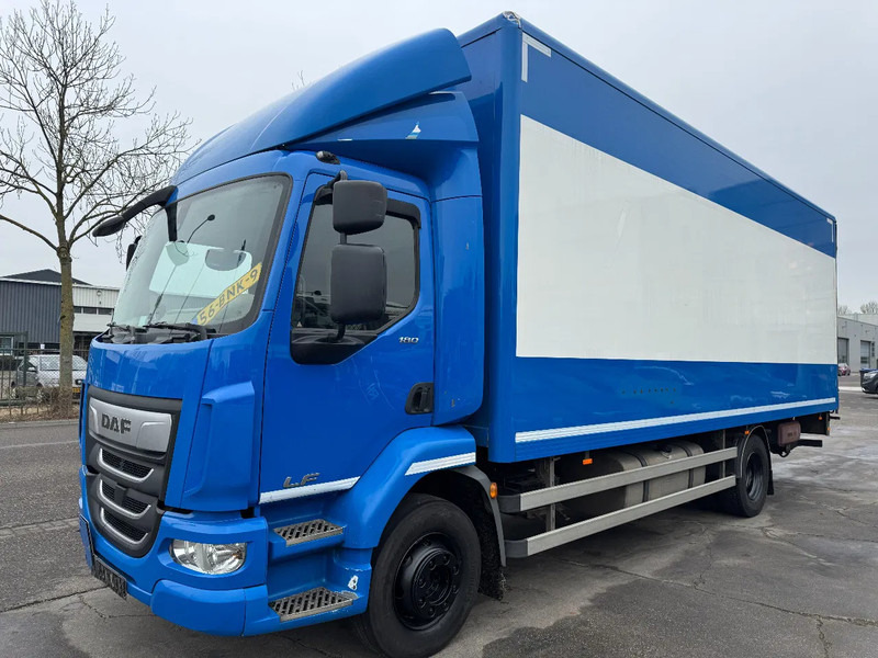 DAF LF 180 4X2 - EURO 6 + DHOLLANDIA LIFT - Camion furgon: Foto 1 DAF LF 180 4X2 - EURO 6 + DHOLLANDIA LIFT - Camion furgon: Foto 1