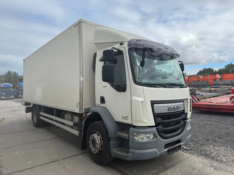 DAF LF 320 4X2 EURO 6 DHOLLANDIA LIFT BOX - Camion furgon: Foto 3 DAF LF 320 4X2 EURO 6 DHOLLANDIA LIFT BOX - Camion furgon: Foto 3