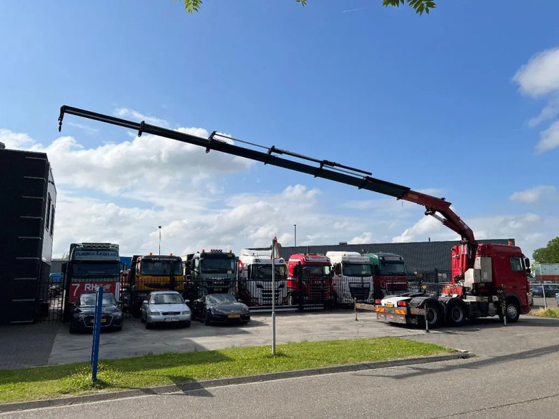 DAF XF 105.460 6X4 EURO 5 + HMF 4220 K6 + REMOTE CONTROL + RETARDER - Camion cu macara: Foto 5 DAF XF 105.460 6X4 EURO 5 + HMF 4220 K6 + REMOTE CONTROL + RETARDER - Camion cu macara: Foto 5