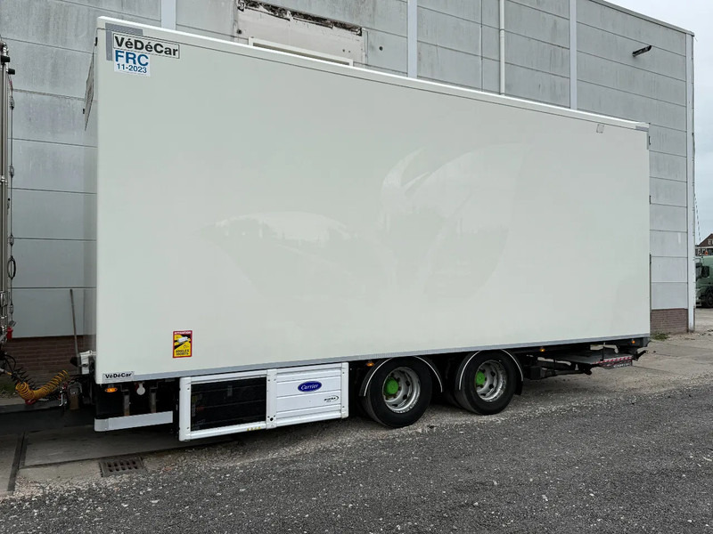 DAF XF 460 6X2 YEAR 2017 COMPLETE! + CARRIER SUPRA 850 + DHOLLANDIA - Camion frigider: Foto 3 DAF XF 460 6X2 YEAR 2017 COMPLETE! + CARRIER SUPRA 850 + DHOLLANDIA - Camion frigider: Foto 3