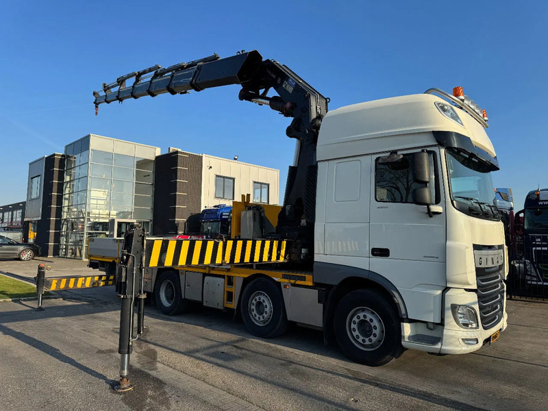 DAF XF 460 8X2 - EURO 6 + HIAB 855 EP-6 + REMOTE + STEERING AXLE - Camion platformă, Camion cu macara: Foto 2 DAF XF 460 8X2 - EURO 6 + HIAB 855 EP-6 + REMOTE + STEERING AXLE - Camion platformă, Camion cu macara: Foto 2