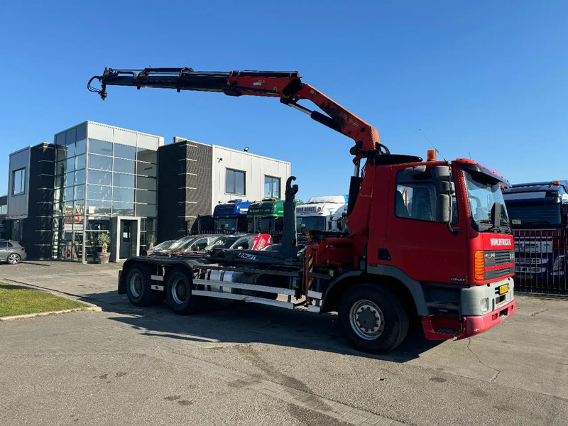 Ginaf M 3232 S 6X2 - EURO 2 + PALFINGER PK19000 + REMOTE + PALIFT HOOK - Camion cu cârlig, Camion cu macara: Foto 4 Ginaf M 3232 S 6X2 - EURO 2 + PALFINGER PK19000 + REMOTE + PALIFT HOOK - Camion cu cârlig, Camion cu macara: Foto 4