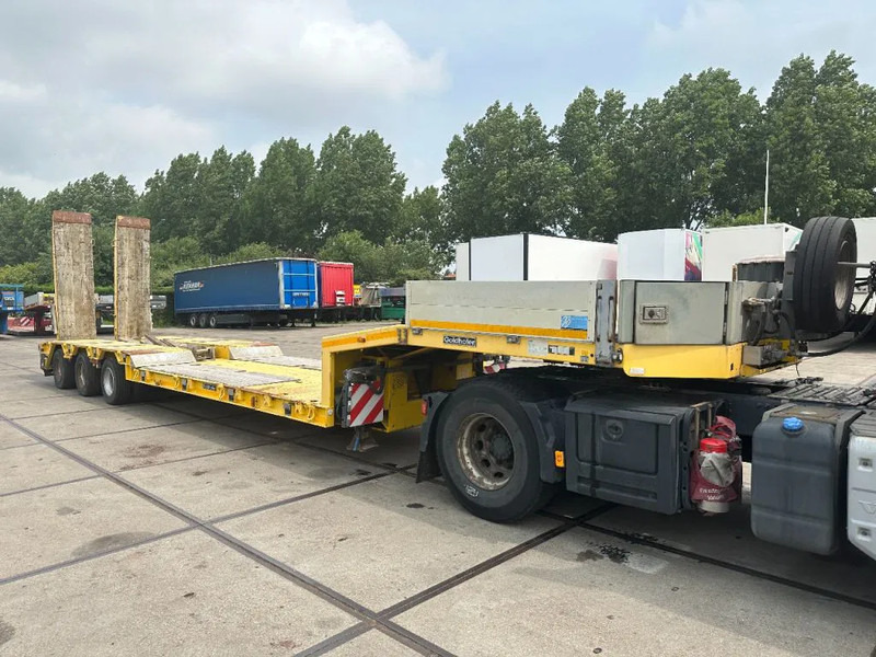 Goldhofer 3 AS GESTUURD REMOTE CONTROLE 1,2 M EXTENDABLE în leasing Goldhofer 3 AS GESTUURD REMOTE CONTROLE 1,2 M EXTENDABLE: Foto 11