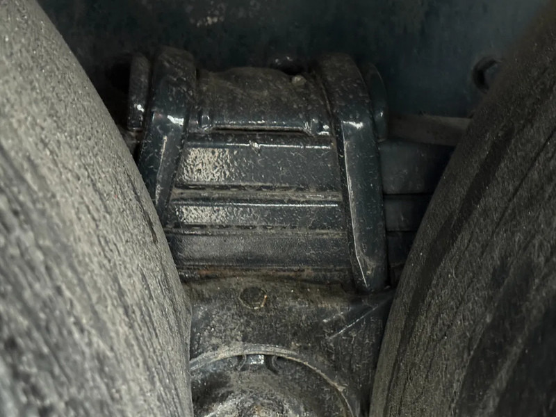 Iveco Trakker 360 6X4 EURO 6 + PALFINGER PK20001K + REMOTE CONTROL - Camion platformă, Camion cu macara: Foto 5 Iveco Trakker 360 6X4 EURO 6 + PALFINGER PK20001K + REMOTE CONTROL - Camion platformă, Camion cu macara: Foto 5