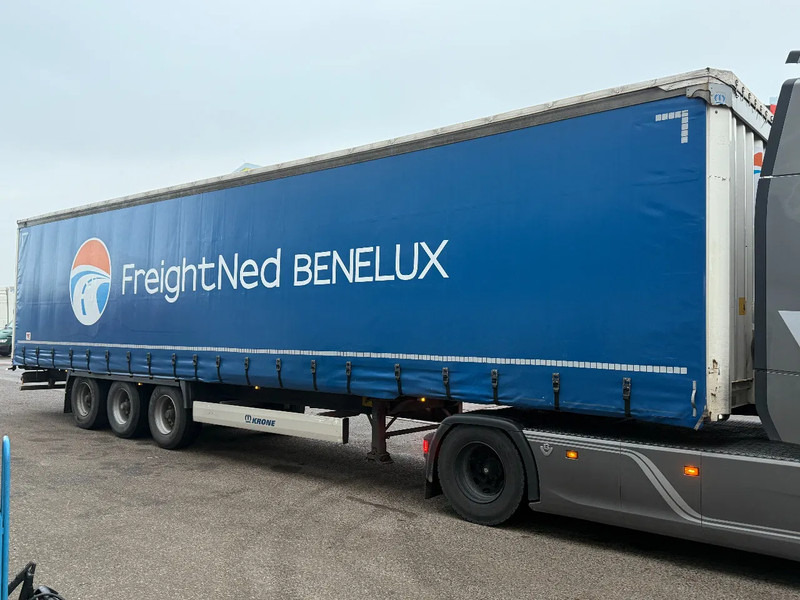 Krone SD - 3 AXLE + ALU BORDEN + SLIDING ROOF - Semiremorcă prelată: Foto 2 Krone SD - 3 AXLE + ALU BORDEN + SLIDING ROOF - Semiremorcă prelată: Foto 2