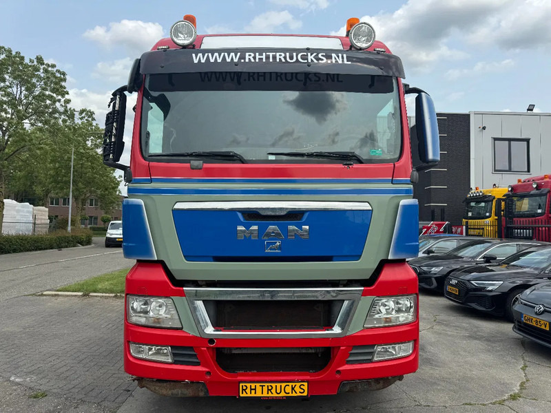 MAN TGX 35.540 - 8X4 - EURO 5 + AJK HOOK + LIFT/STEERING AXLE - Camion cu cârlig: Foto 2 MAN TGX 35.540 - 8X4 - EURO 5 + AJK HOOK + LIFT/STEERING AXLE - Camion cu cârlig: Foto 2