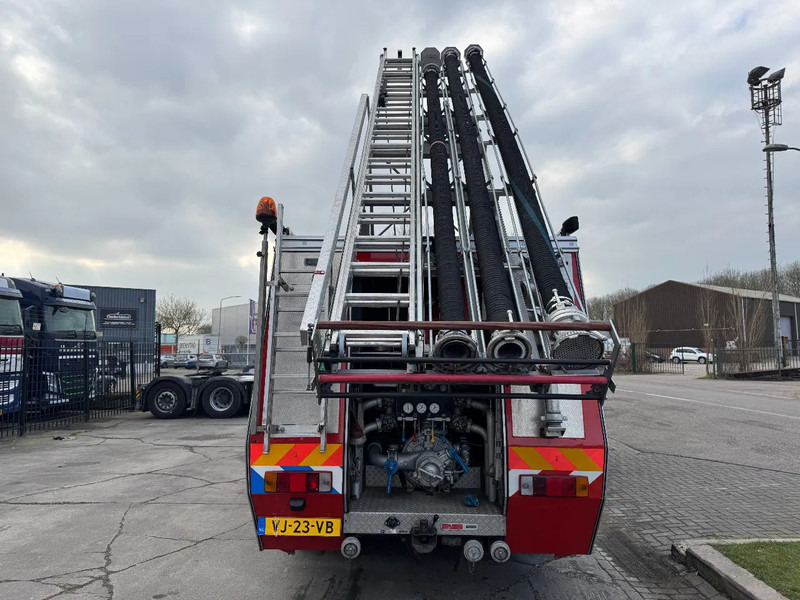 Mercedes-Benz 1117 - FULL EQUIPMENT INCLUDED FIRE TRUCK + LADDERLIFT + TÜV 12-2025 - Autospeciala de stins incendii: Foto 5 Mercedes-Benz 1117 - FULL EQUIPMENT INCLUDED FIRE TRUCK + LADDERLIFT + TÜV 12-2025 - Autospeciala de stins incendii: Foto 5