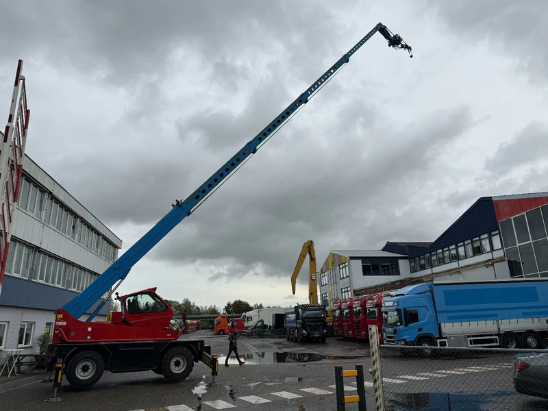 Merlo ROTO40.26MCSS, AFSTANDBEDIENING,MANBAK PALLETVORKEN HIJS JIB EN LIER - Stivuitor telescopic: Foto 4 Merlo ROTO40.26MCSS, AFSTANDBEDIENING,MANBAK PALLETVORKEN HIJS JIB EN LIER - Stivuitor telescopic: Foto 4