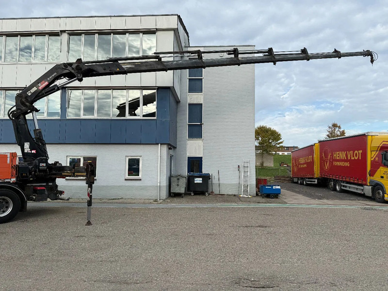 Renault Premium 430 8X4 EEV + HIAB 477 E-7 HIPRO + REMOTE - Camion cu macara: Foto 4 Renault Premium 430 8X4 EEV + HIAB 477 E-7 HIPRO + REMOTE - Camion cu macara: Foto 4