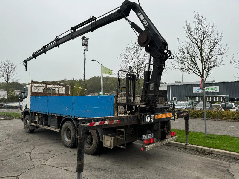 Scania P124-360 6X4 EURO 2 HIAB 200 C-5 ALL 2000 - Camion platformă, Camion cu macara: Foto 4 Scania P124-360 6X4 EURO 2 HIAB 200 C-5 ALL 2000 - Camion platformă, Camion cu macara: Foto 4
