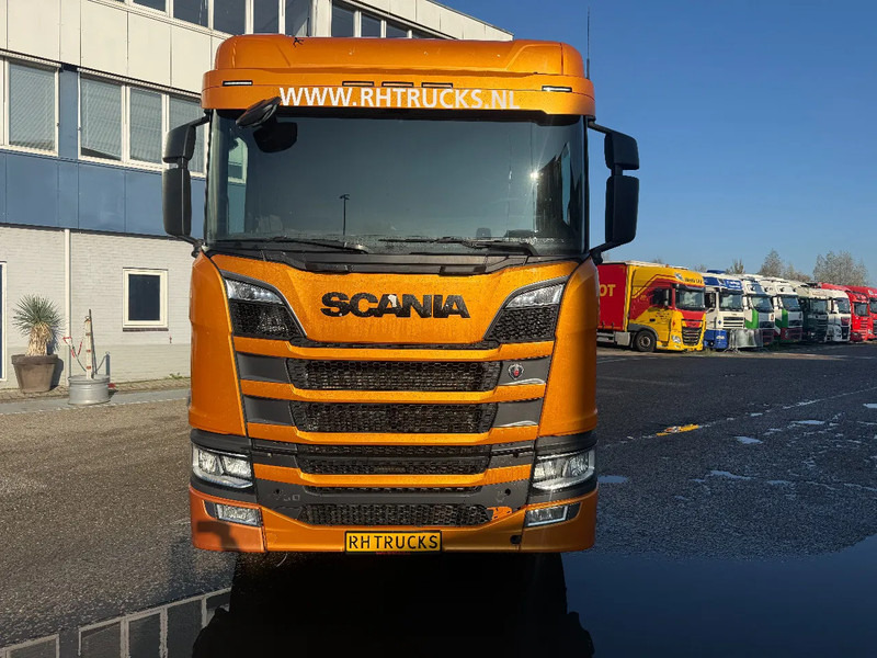Scania R730 V8 NGS 8X4 EURO 6 + RETARDER - BIG AXLES - Camion şasiu: Foto 2 Scania R730 V8 NGS 8X4 EURO 6 + RETARDER - BIG AXLES - Camion şasiu: Foto 2